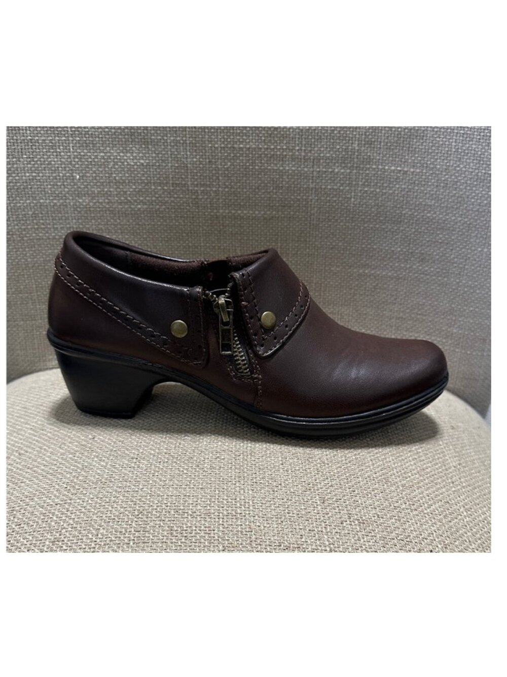 Easy Street Brown Ankle Booties Size 6.5